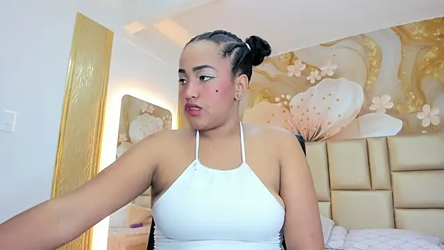 Snapshot of NahomiWalker_ chatting on December 21, 2025, 7:54 pm NahomiWalker online show from December 21, 2025, 7:54 pm