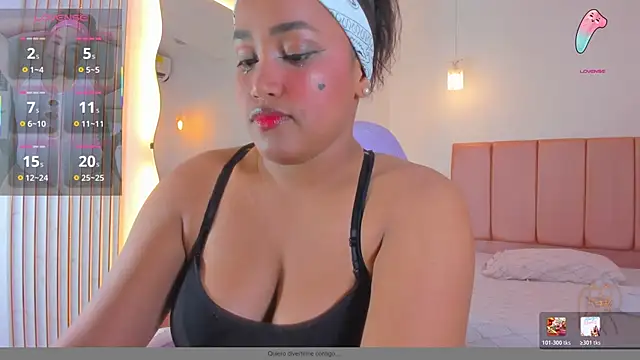 Snapshot of NahomiWalker_ chatting on January 13, 2026, 8:25 pm NahomiWalker online show from January 13, 2026, 8:25 pm