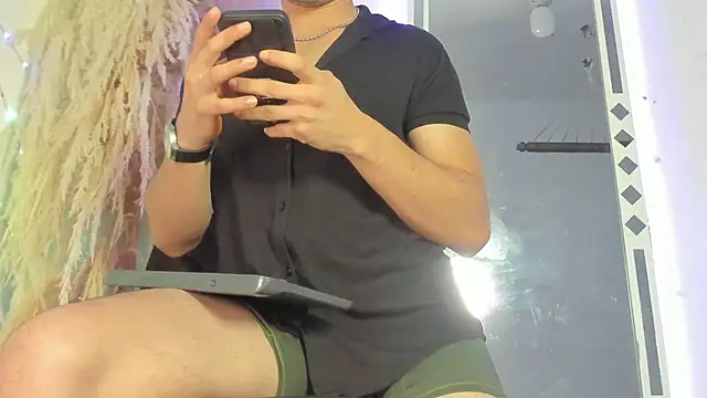 Snapshot of Jax_Thunder chatting on February 16, 2026, 1:40 pm Jax Thunder online show from February 16, 2026, 1:40 pm