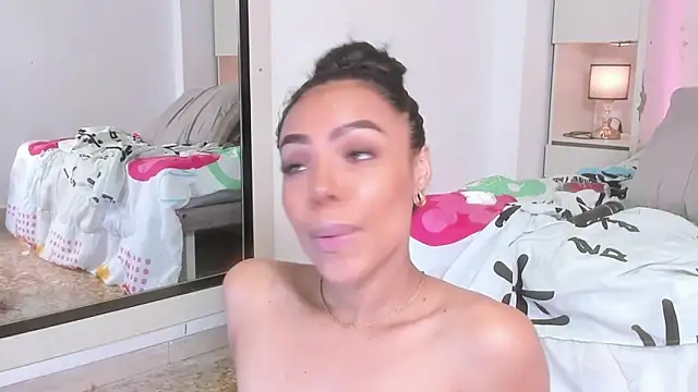 Snapshot of Blackywhiite chatting on February 6, 2026, 4:54 pm Blackywhiite online show from February 6, 2026, 4:54 pm