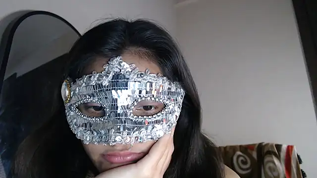 Hottie hania online show from December 17, 2025, 6:36 pm