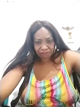 laseducida online show from January 6, 2026, 4:16 am