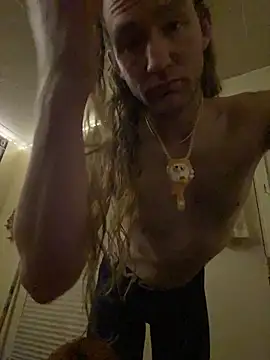 Snapshot of Good-naturedLSDsex chatting on March 3, 2026, 10:21 am Good-naturedLSDsex online show from March 3, 2026, 10:21 am