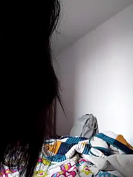 zero  doll online show from October 25, 2025, 11:51 am