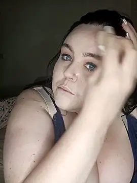 Maya 29x online show from December 21, 2025, 7:32 pm