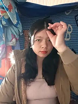 lisa-bae00 online show from February 3, 2026, 3:04 am