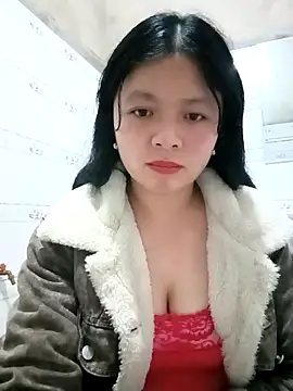 lisa-bae00 online show from February 4, 2026, 12:22 pm