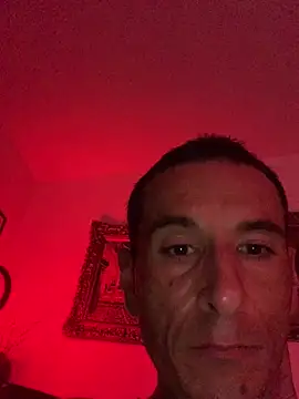 Davidorlando333xh online show from April 27, 2026, 3:37 am