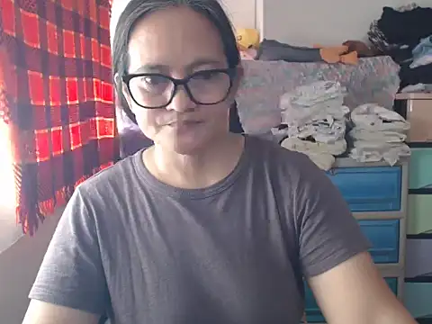 Snapshot of Kinkybela2025 chatting on March 2, 2026, 1:19 am Kinkybela2025 online show from March 2, 2026, 1:19 am