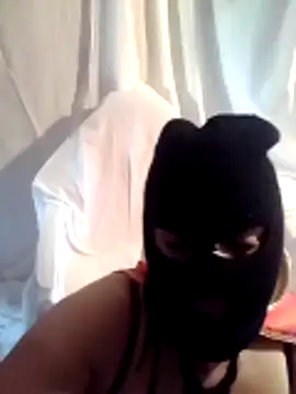 portuguesacasada online show from October 27, 2025, 8:51 am