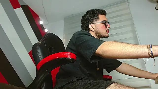 Zac Golden online show from February 4, 2026, 5:41 pm