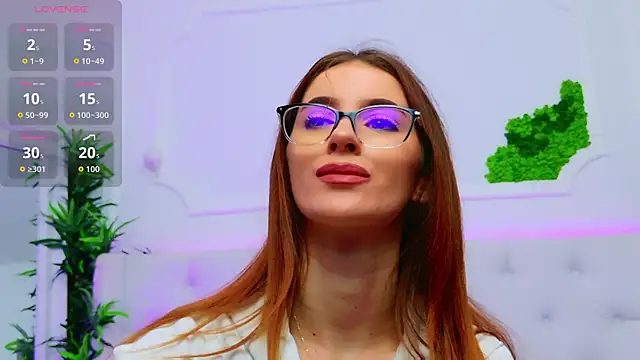 ElisaCharm online show from November 17, 2025, 3:34 am