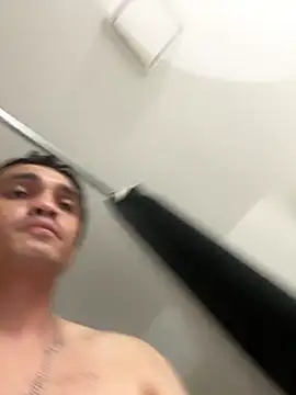 Orlando702xh online show from February 25, 2026, 7:12 pm