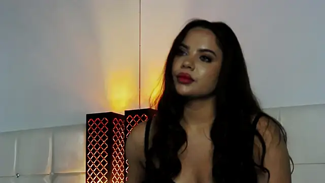 KarinaSparks online show from November 1, 2025, 6:48 am