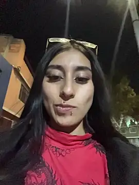 Violeet-Smith online show from October 29, 2025, 2:14 am