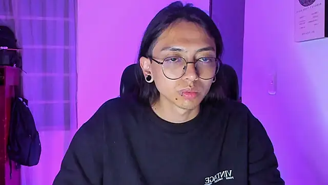  Astrea  online show from April 11, 2026, 6:29 am