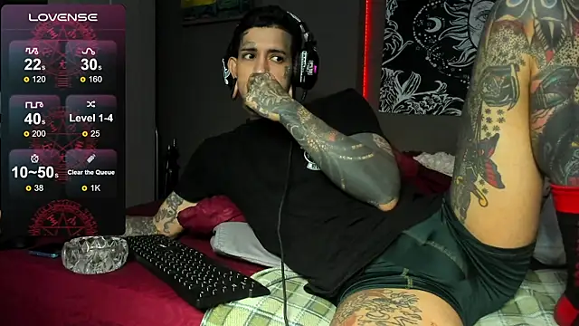 cleoo jhonny online show from April 16, 2026, 6:47 am