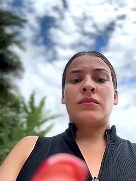 Talia Bonet online show from December 19, 2025, 4:14 pm