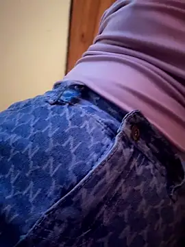 Talia Bonet online show from January 17, 2026, 1:49 pm