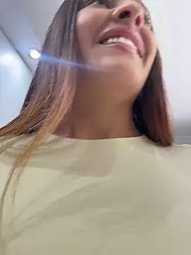 Talia Bonet online show from June 3, 2026, 4:12 pm