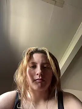 xoxokehlani online show from April 21, 2026, 5:50 pm