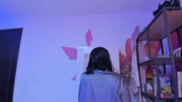 YariRose online show from March 31, 2026, 2:06 pm