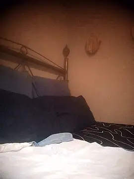 Pussylover911o online show from January 14, 2026, 9:15 am