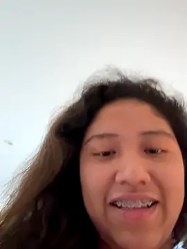 Snapshot of Kmiii21 chatting on October 28, 2025, 2:53 pm Kmiii21 online show from October 28, 2025, 2:53 pm