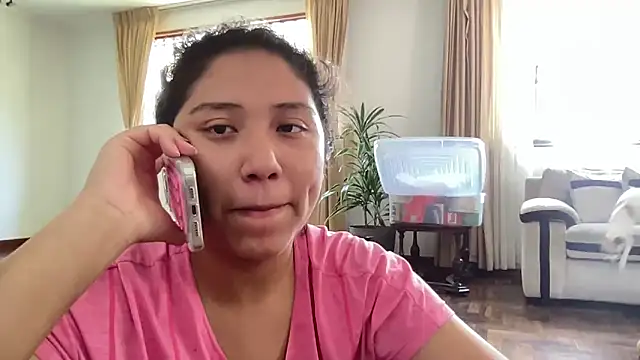 Snapshot of Kmiii21 chatting on November 28, 2025, 5:48 pm Kmiii21 online show from November 28, 2025, 5:48 pm