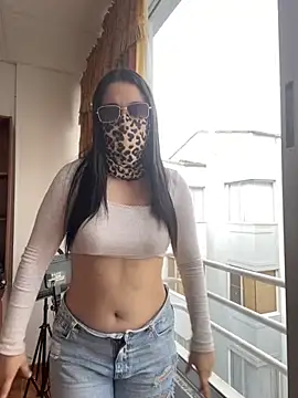 Selena Roa online show from November 29, 2025, 8:34 pm