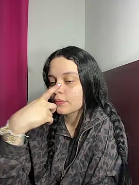 Selena Roa online show from March 15, 2026, 3:23 am