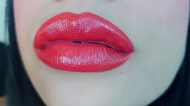 Snapshot of mia_roux1 chatting on February 21, 2026, 9:38 pm mia roux1 online show from February 21, 2026, 9:38 pm