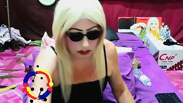 Snapshot of horni4luv chatting on June 7, 2026, 8:23 pm horni4luv online show from June 7, 2026, 8:23 pm