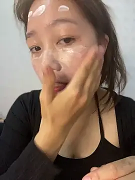 kitty-20x online show from December 20, 2025, 1:29 pm