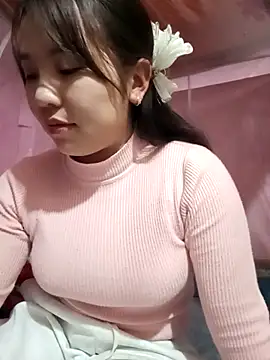 -Lanaa- online show from February 19, 2026, 7:04 am