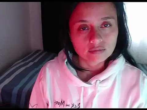 Snapshot of Negritatata chatting on February 24, 2026, 12:47 pm Negritatata online show from February 24, 2026, 12:47 pm