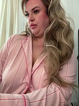 Scottish Milf Bella xo online show from January 19, 2026, 10:30 am