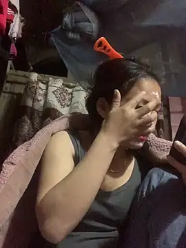 Lara-11 online show from December 16, 2025, 2:22 pm