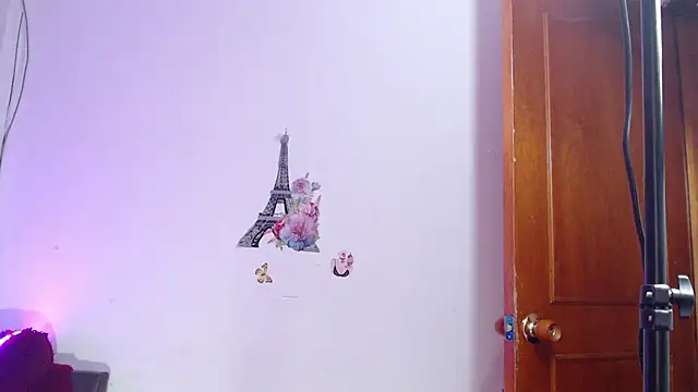 eimyy rouse online show from November 30, 2025, 8:13 pm