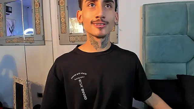 Mr Strike online show from November 7, 2025, 2:55 am