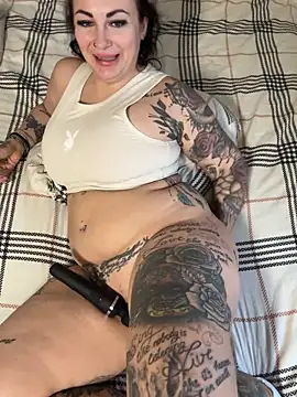 Snapshot of Big_boobs_69_ chatting on February 11, 2026, 6:51 am Big boobs 69 online show from February 11, 2026, 6:51 am