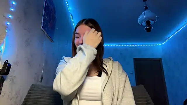 Snapshot of Beauty_miIa chatting on November 3, 2025, 9:16 pm Beauty miIa online show from November 3, 2025, 9:16 pm