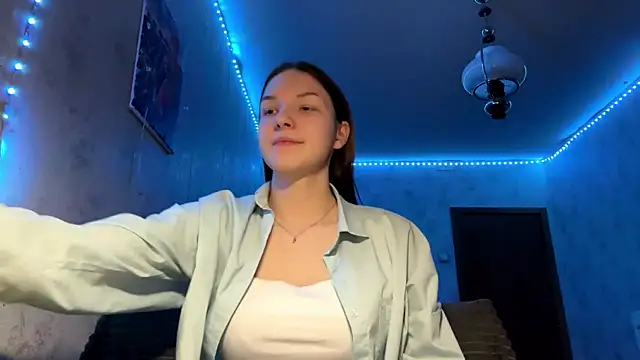 Snapshot of Beauty_miIa chatting on November 14, 2025, 4:38 pm Beauty miIa online show from November 14, 2025, 4:38 pm