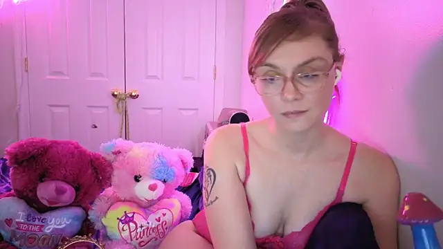daddysprincess731 online show from April 16, 2026, 2:56 am