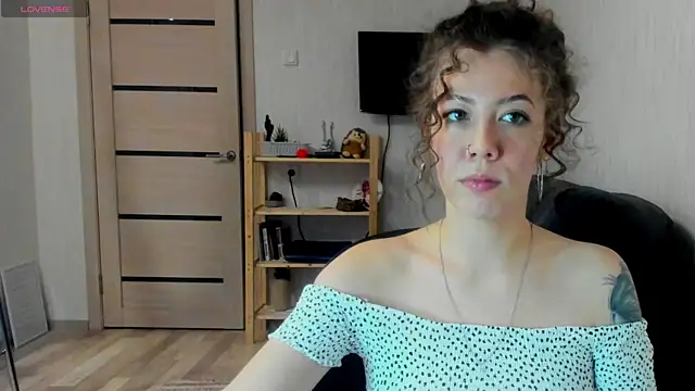 twinkle rosie online show from January 11, 2026, 6:13 pm