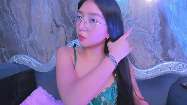 Snapshot of sydney_miller_ chatting on December 22, 2025, 11:24 pm sydney miller online show from December 22, 2025, 11:24 pm