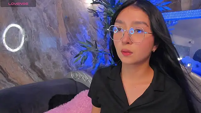 Snapshot of sydney_miller_ chatting on February 9, 2026, 11:20 pm sydney miller online show from February 9, 2026, 11:20 pm