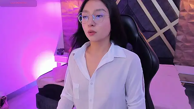 Snapshot of sydney_miller_ chatting on February 24, 2026, 11:36 pm sydney miller online show from February 24, 2026, 11:36 pm