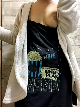 Evelinmiller97 online show from December 3, 2025, 12:03 pm