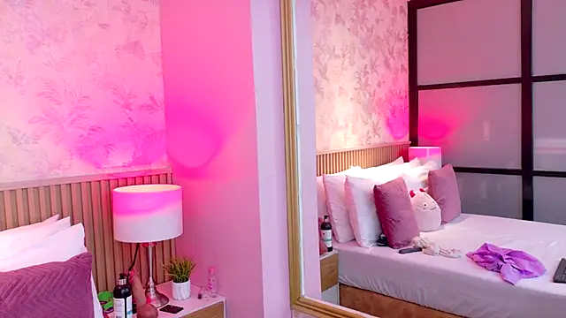 AdelineJhones online show from January 7, 2026, 2:52 pm